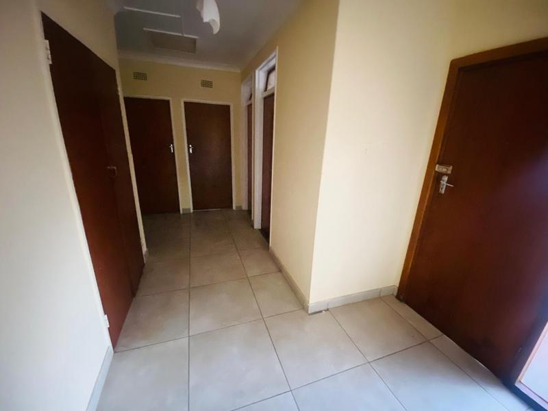 To Let 5 Bedroom Property for Rent in Kathu Northern Cape